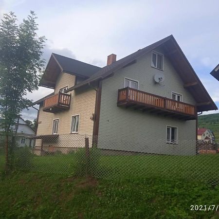 У Марка Hajasd Kültér fotó