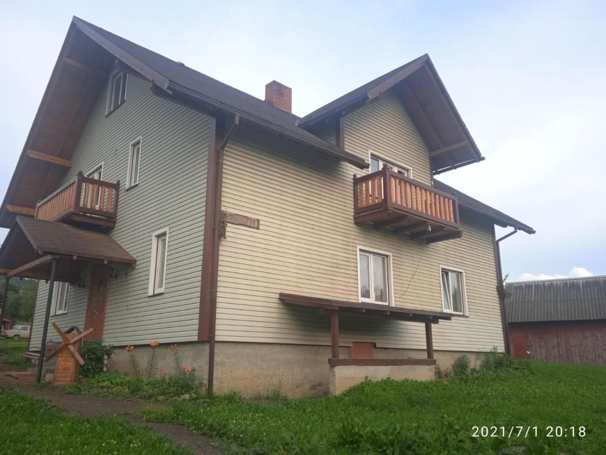 У Марка Hajasd Kültér fotó